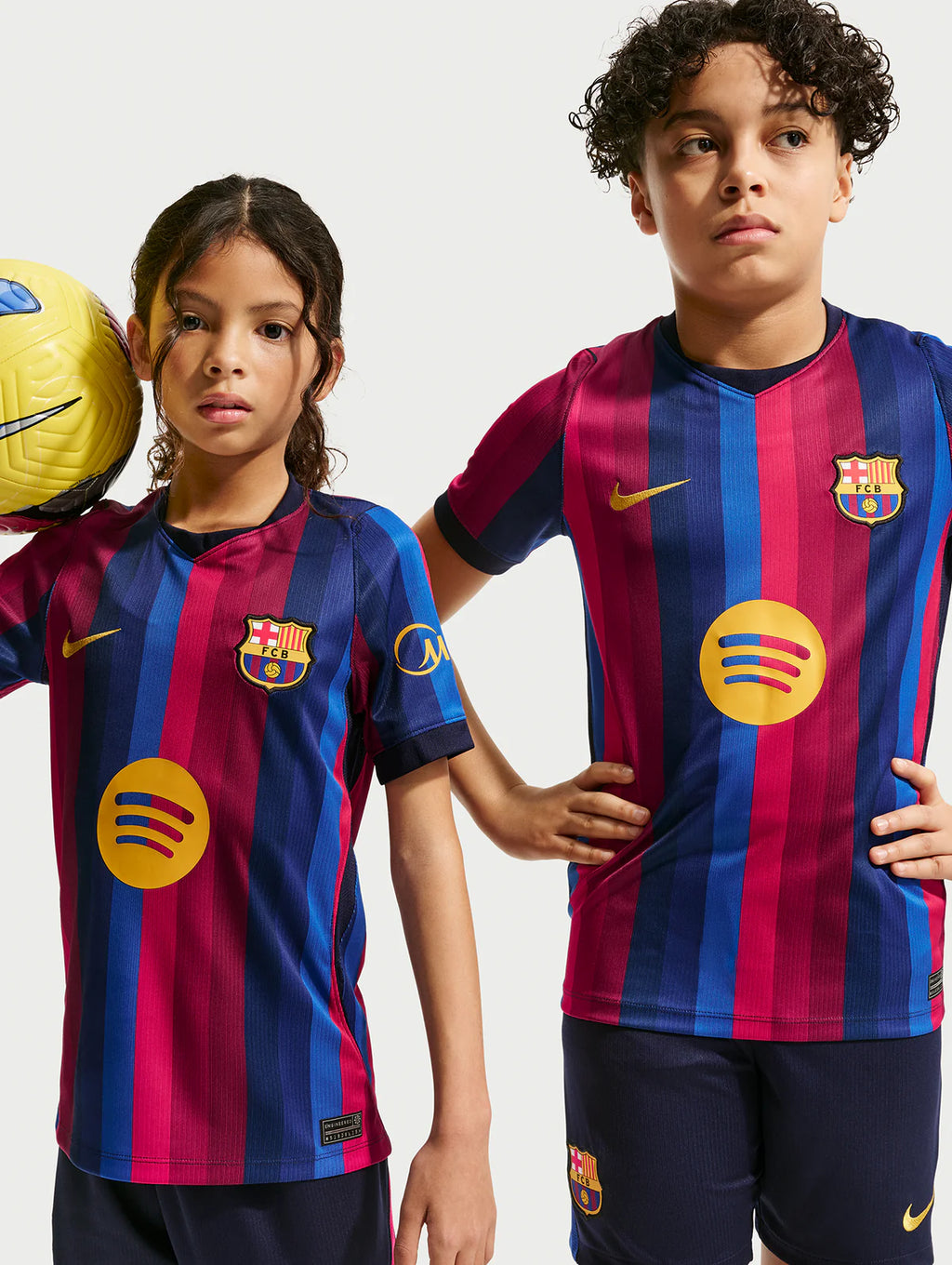 Conjunto Niño Primera Equipación Blanca 26/27