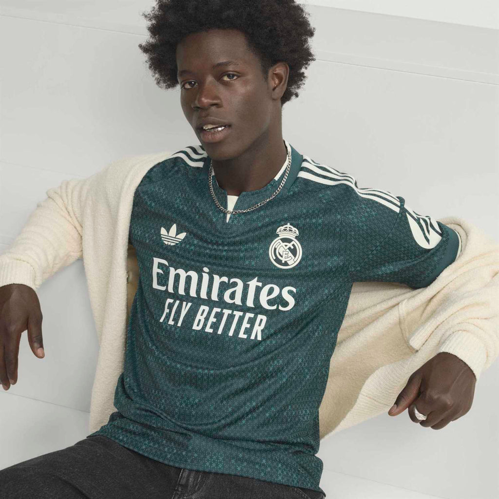 Camiseta Authentic Hombre Segunda Equipación Verde 26/27