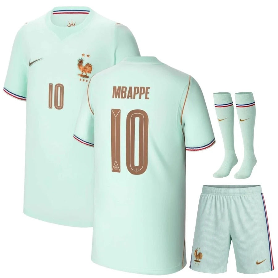 France 26/27