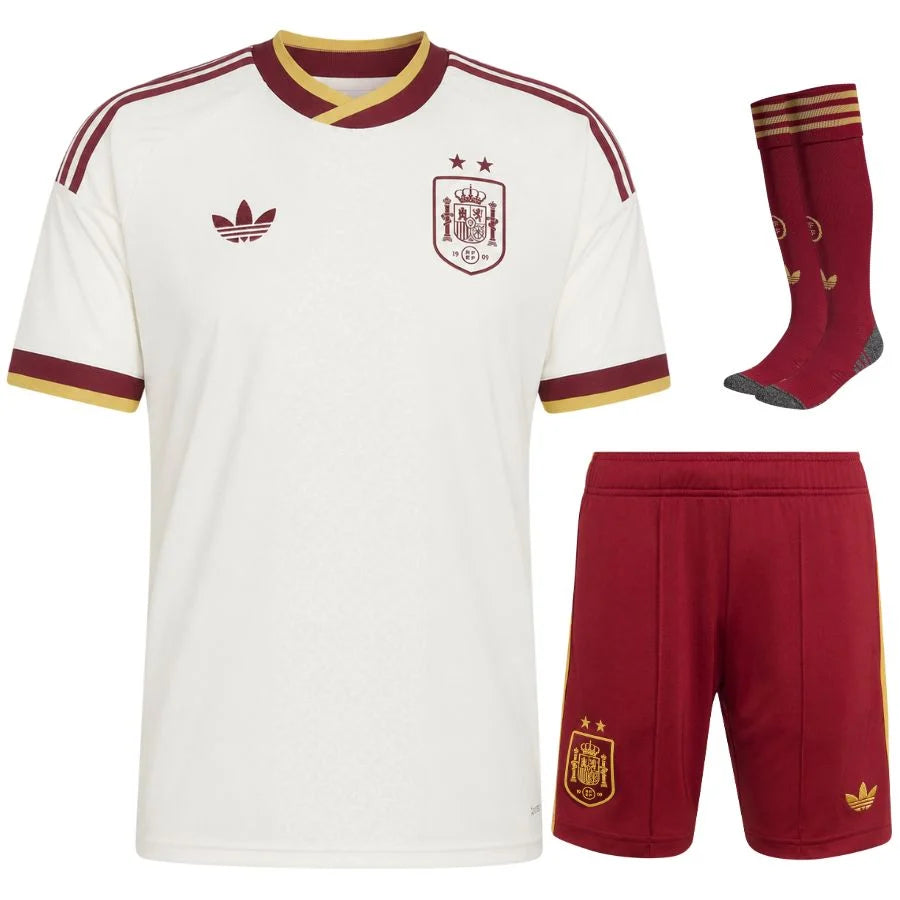 Equipación - España 26/27
